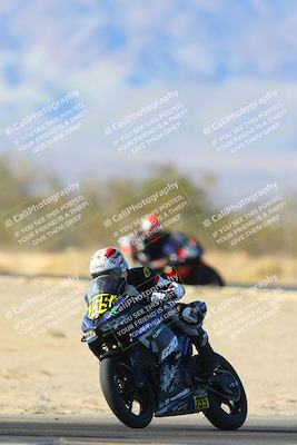 media/Jan-10-2025-CVMA Friday Practice (Fri) [[489e0da257]]/Group 4 and Trackday/Session 5 (Turn 7)/